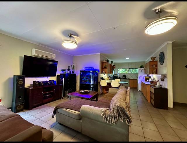 3 BEDROOM HOUSE FOR SALE IN BIRDSWOOD